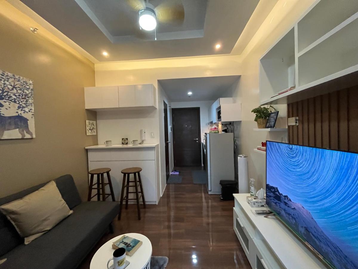 Homey 1 Bedroom Unit At Air Residences Makati City Exterior photo